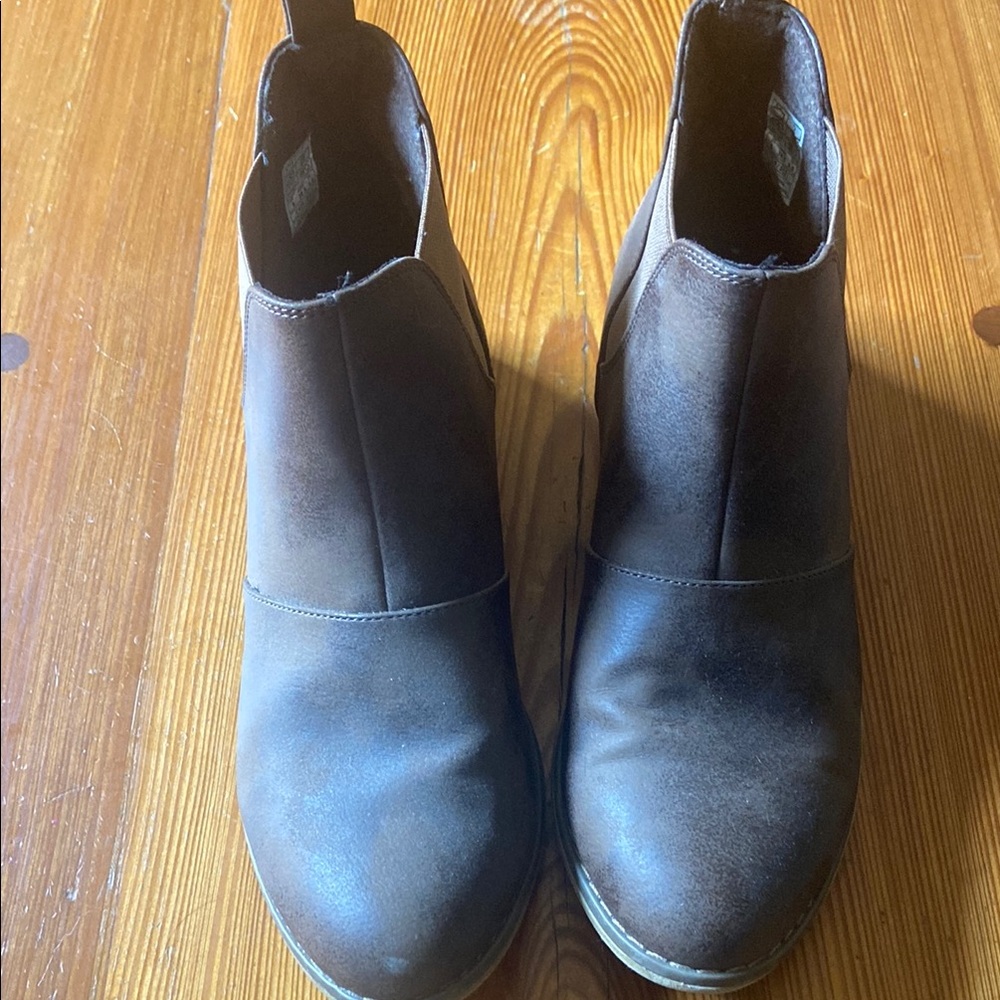 Rocket Dog Tan Ankle Boots